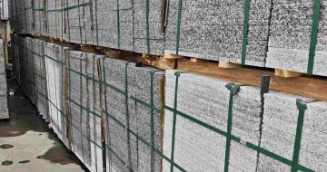 黄石芙蓉白地铺石，石材地铺石