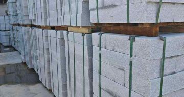 黄石芝麻白路牙石，路侧石