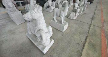 黄石芝麻白雕刻 十二生肖 异形雕刻