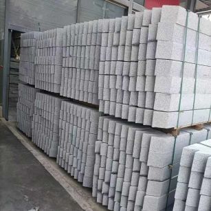 黄石芝麻白树围石 树池