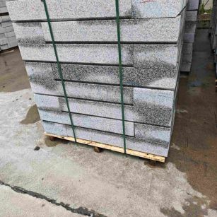 黄石芙蓉白路牙石，马路牙子