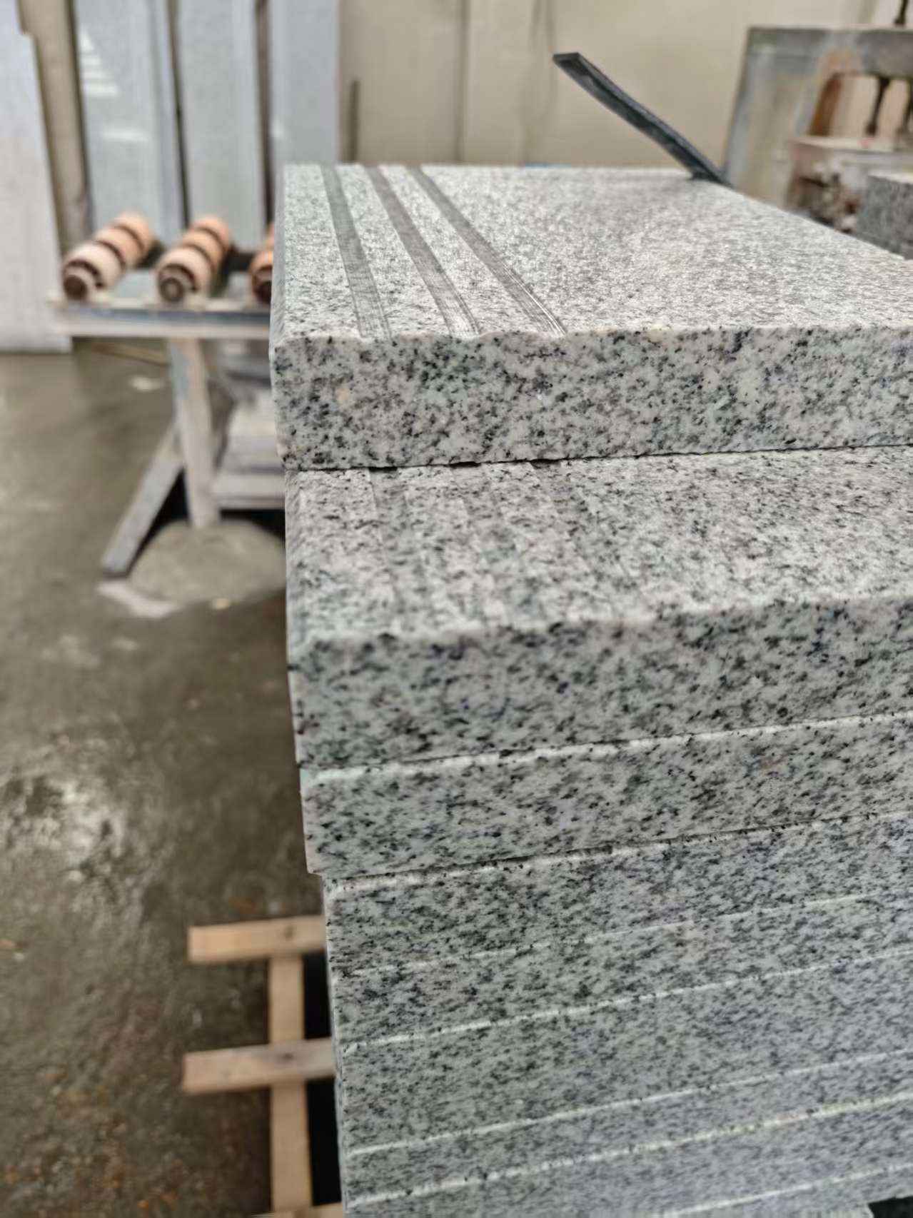 黄石芝麻白楼梯踏步