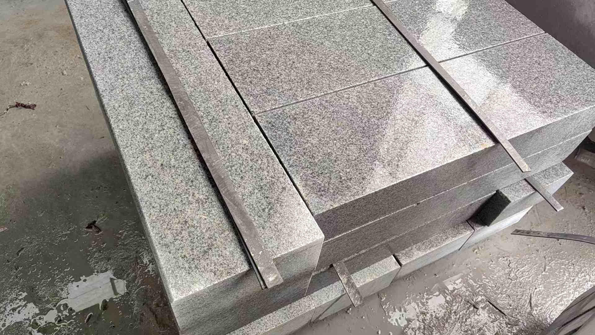 黄石芝麻灰 芝麻白 路牙石 路侧石 马路牙子