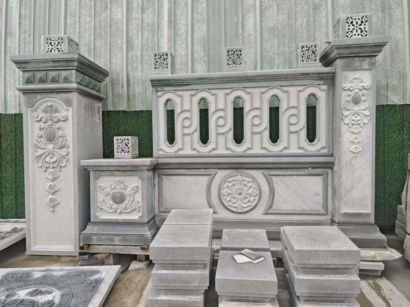 黄石芝麻灰异形别墅门头